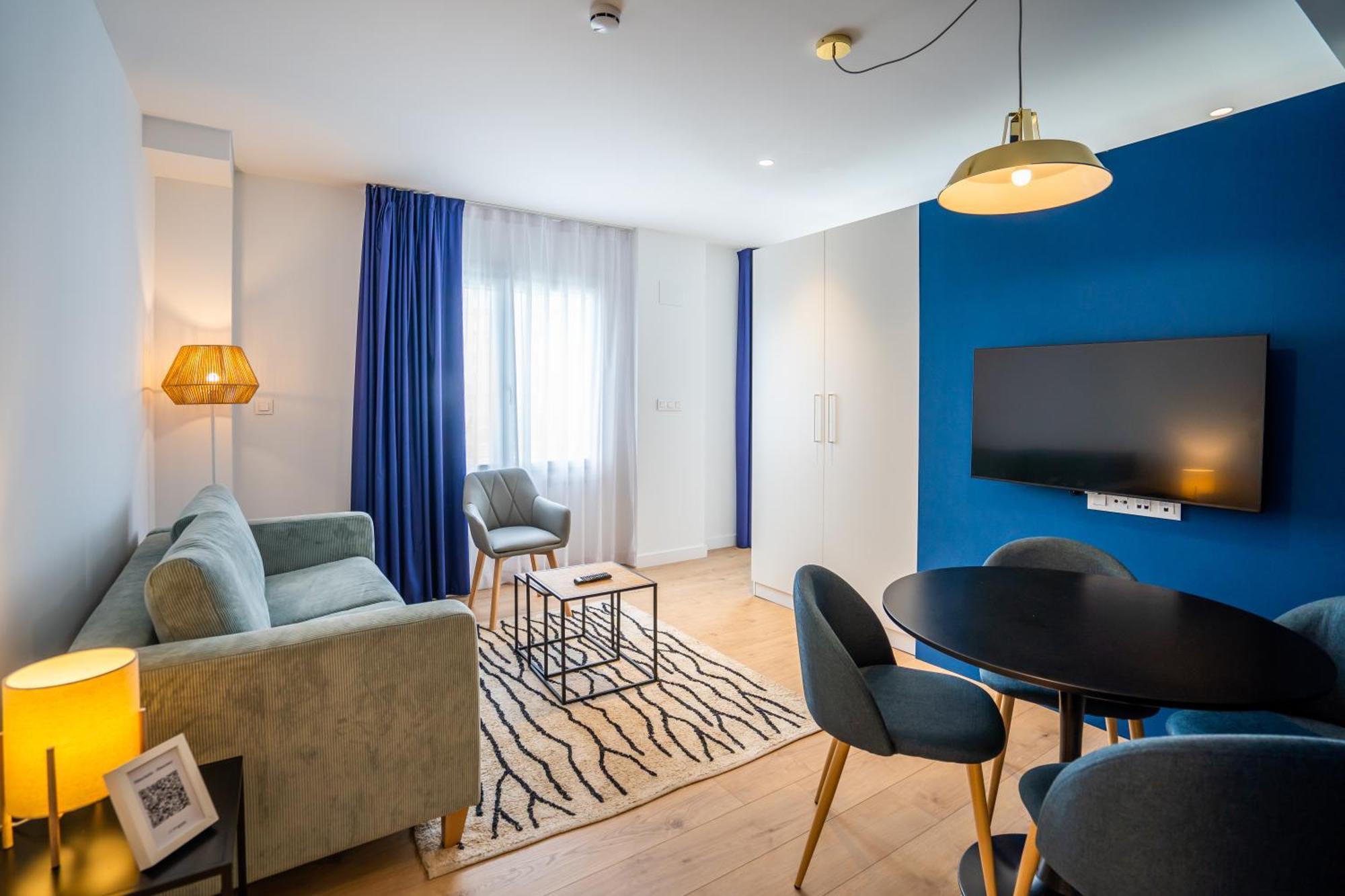 Abba Apartments Playa De Gros Сан Себастиан Екстериор снимка