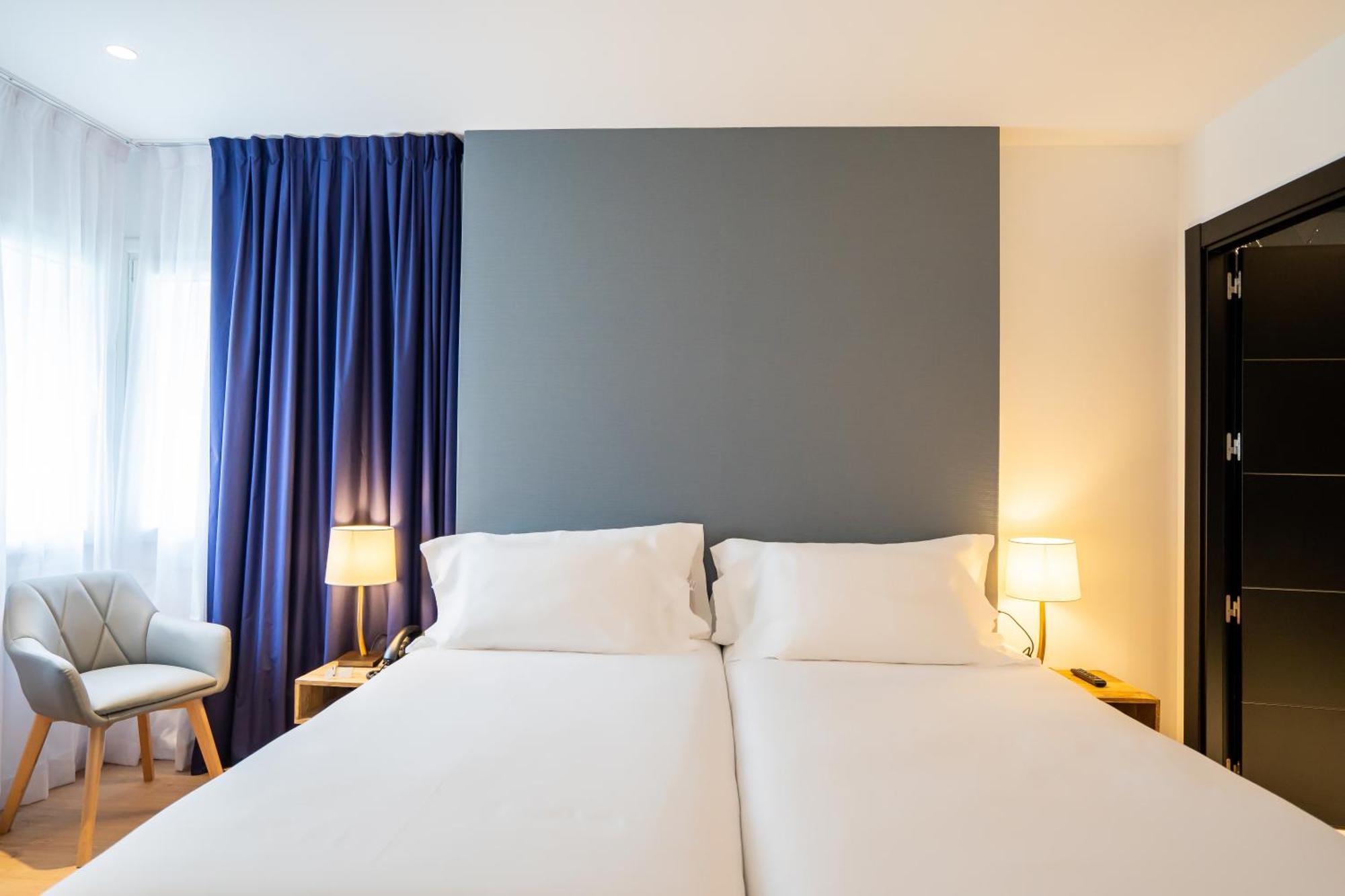 Abba Apartments Playa De Gros Сан Себастиан Екстериор снимка