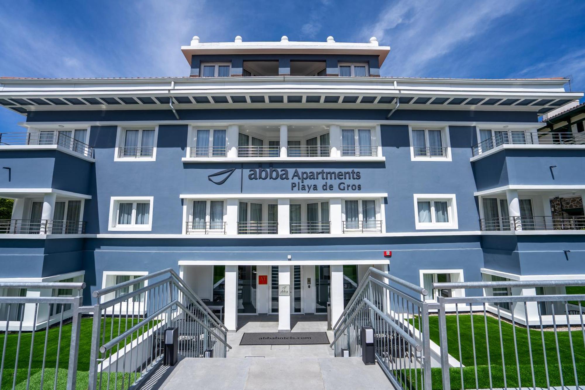 Abba Apartments Playa De Gros Сан Себастиан Екстериор снимка