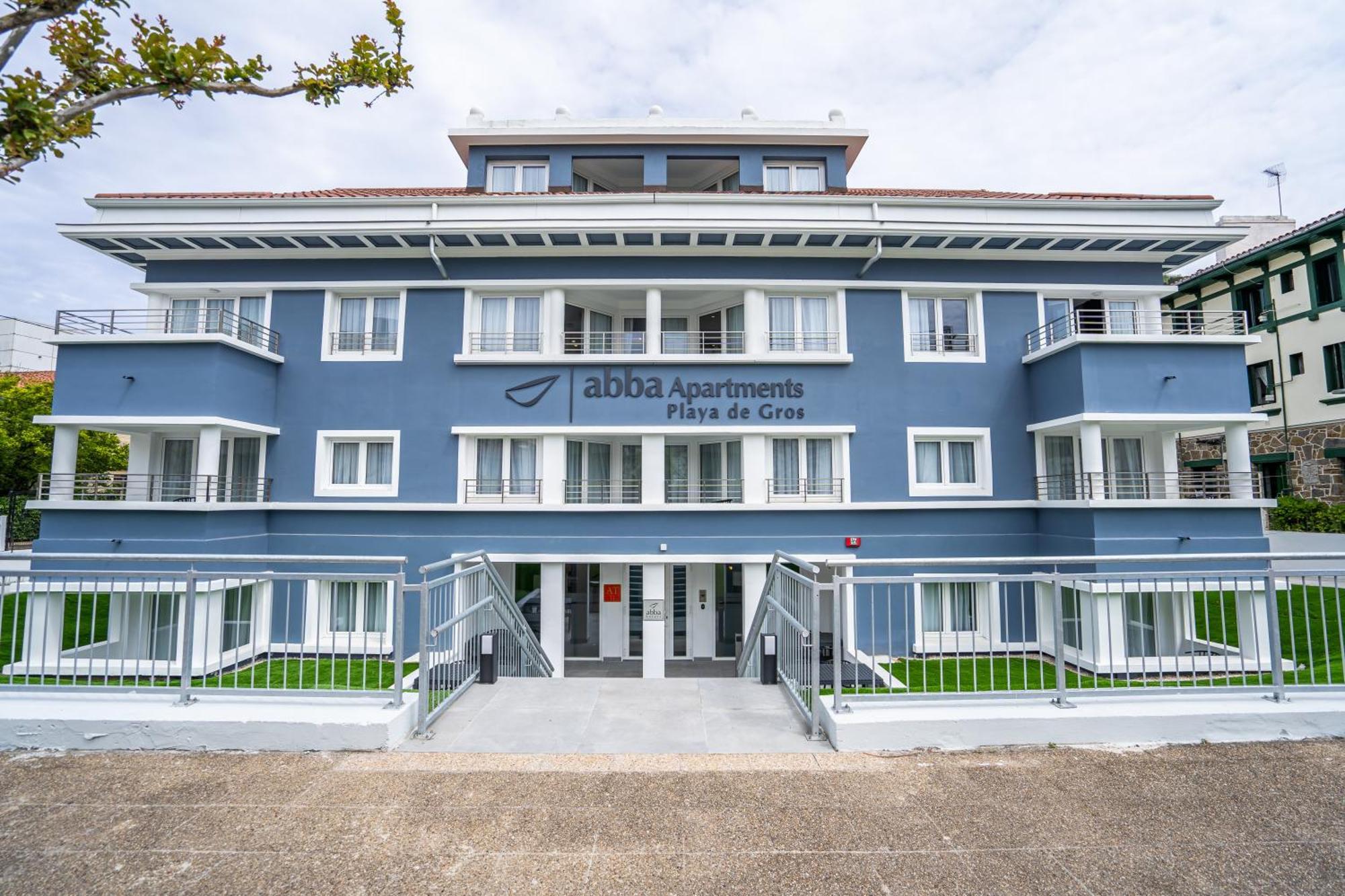 Abba Apartments Playa De Gros Сан Себастиан Екстериор снимка