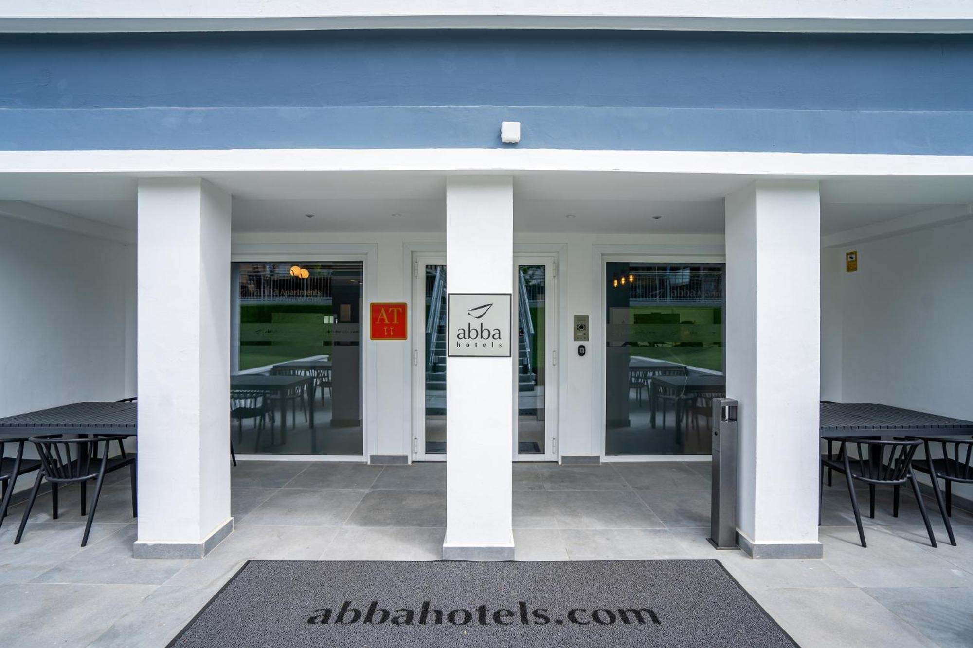 Abba Apartments Playa De Gros Сан Себастиан Екстериор снимка
