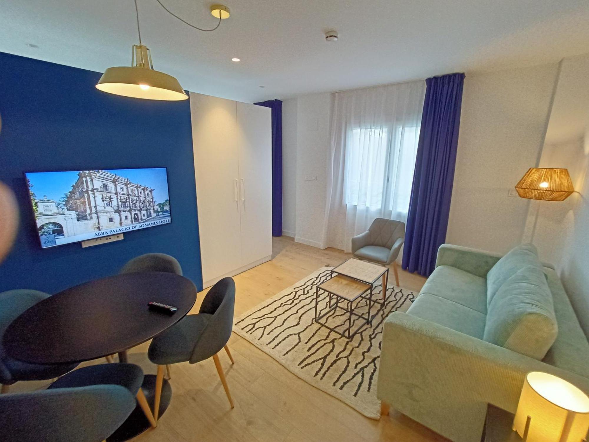 Abba Apartments Playa De Gros Сан Себастиан Екстериор снимка
