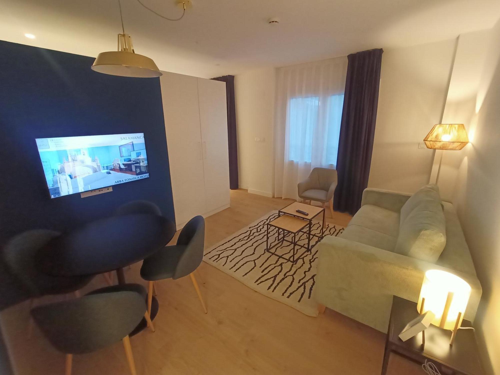 Abba Apartments Playa De Gros Сан Себастиан Екстериор снимка