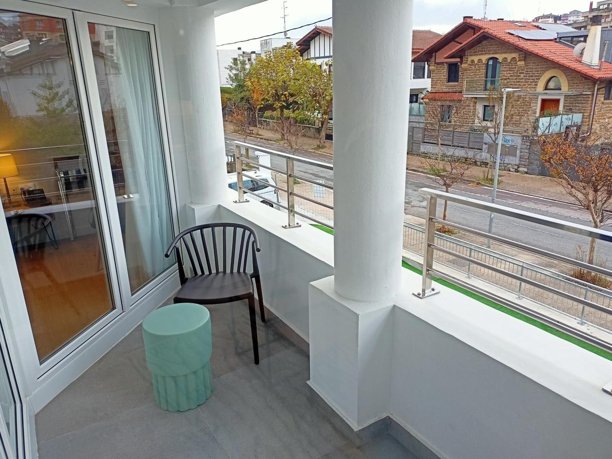 Abba Apartments Playa De Gros Сан Себастиан Екстериор снимка